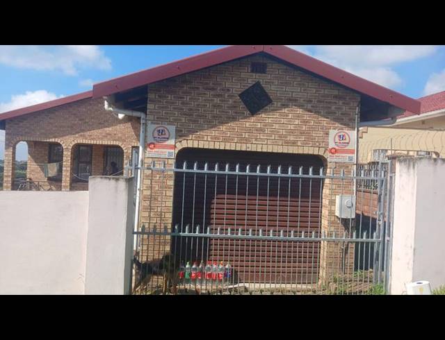3 BEDROOM HOUSE FOR SALE IN MOORTON
